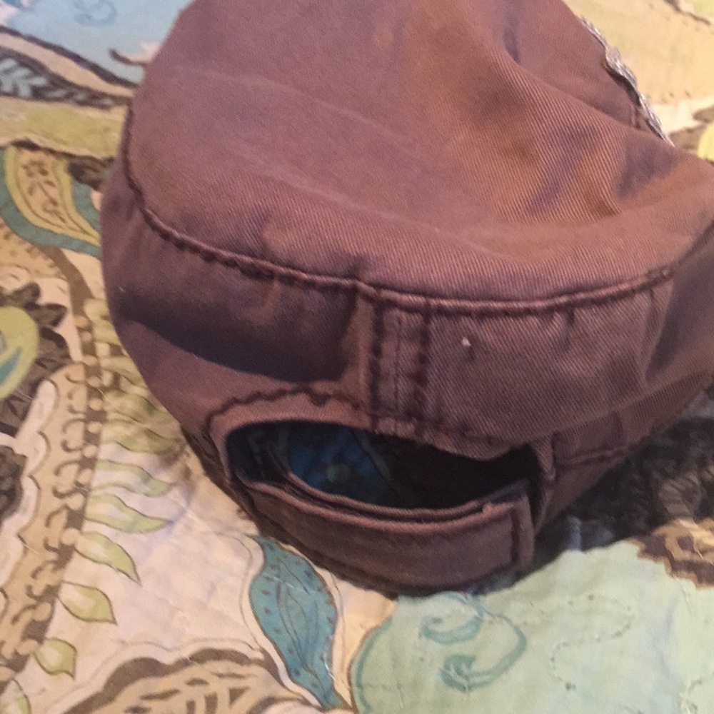 Hat - Picture 2 of 3